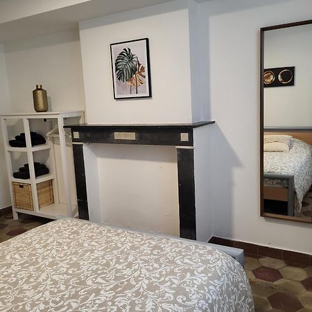Brussels Bed & Blockchain Private Rooms With Shared Bathroom Etterbeek Habitación foto