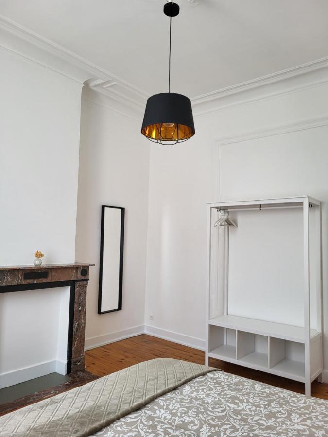 Brussels Bed & Blockchain Private Rooms With Shared Bathroom Etterbeek Exterior foto