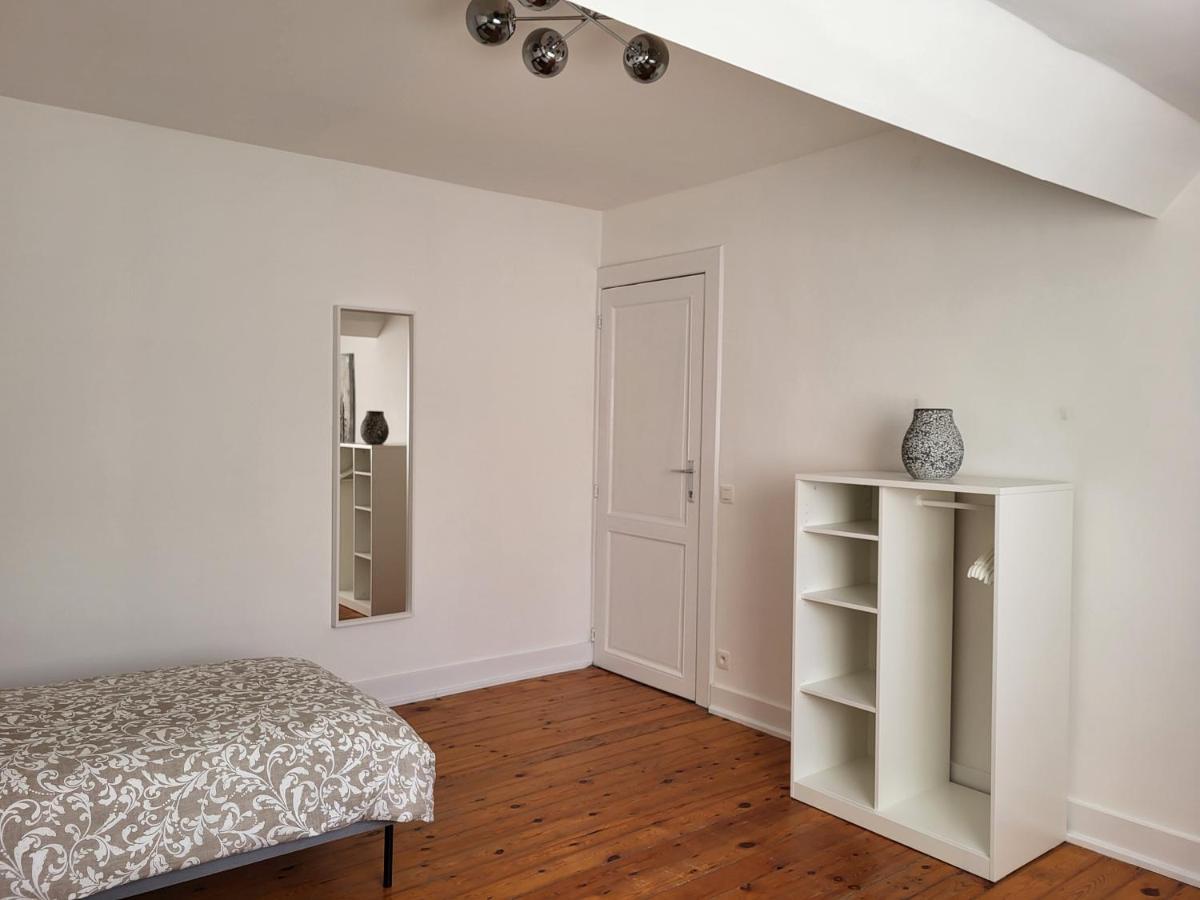 Brussels Bed & Blockchain Private Rooms With Shared Bathroom Etterbeek Exterior foto